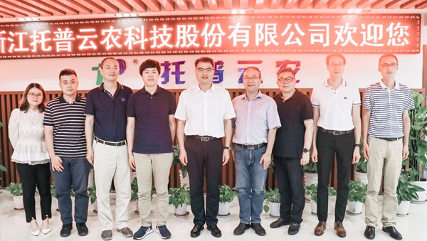 桐乡市副市长徐刚曾在海角官网首页登录入口考察调研 桐乡市副市长徐刚曾在海角官网首页登录入口考察调研